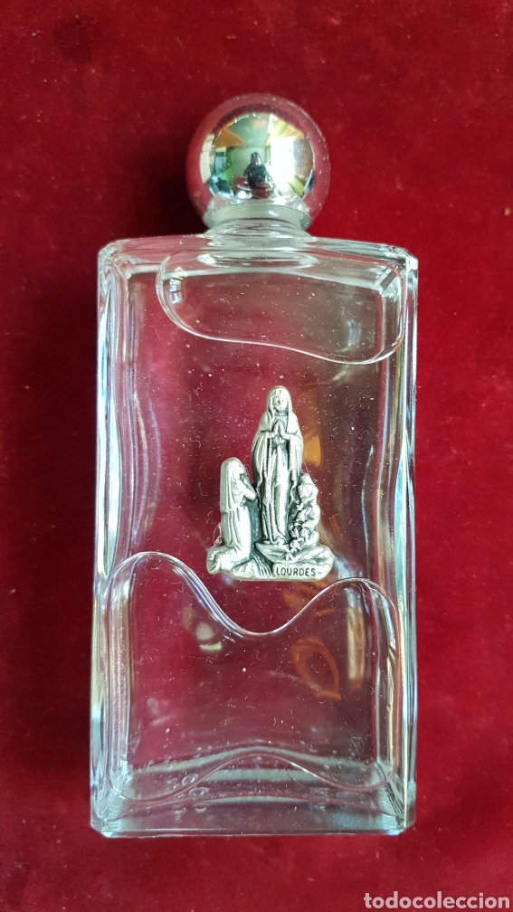 Antig&uuml;edades: Botella de agua de Lourdes - Foto 1
