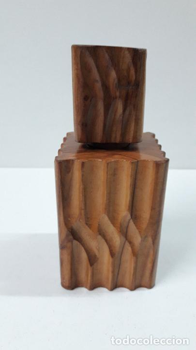 Antig&uuml;edades: CASCANUECES DE MADERA - Foto 5