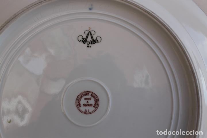 Antig&uuml;edades: PLATO DE PORCELANA DE SEVRES - Foto 3