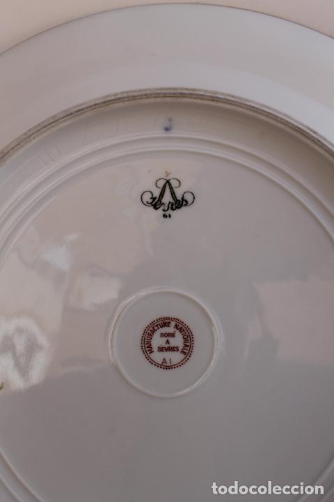 Antig&uuml;edades: PLATO DE PORCELANA DE SEVRES - Foto 5