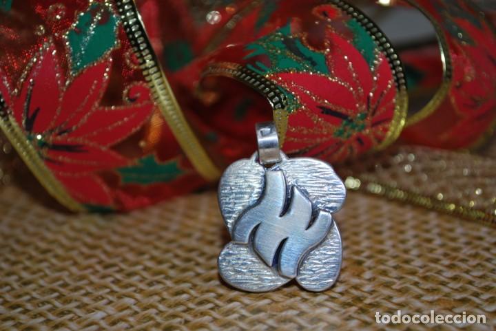 Antig&uuml;edades: COLGANTE de PLATA de ley TOUS. - Foto 1