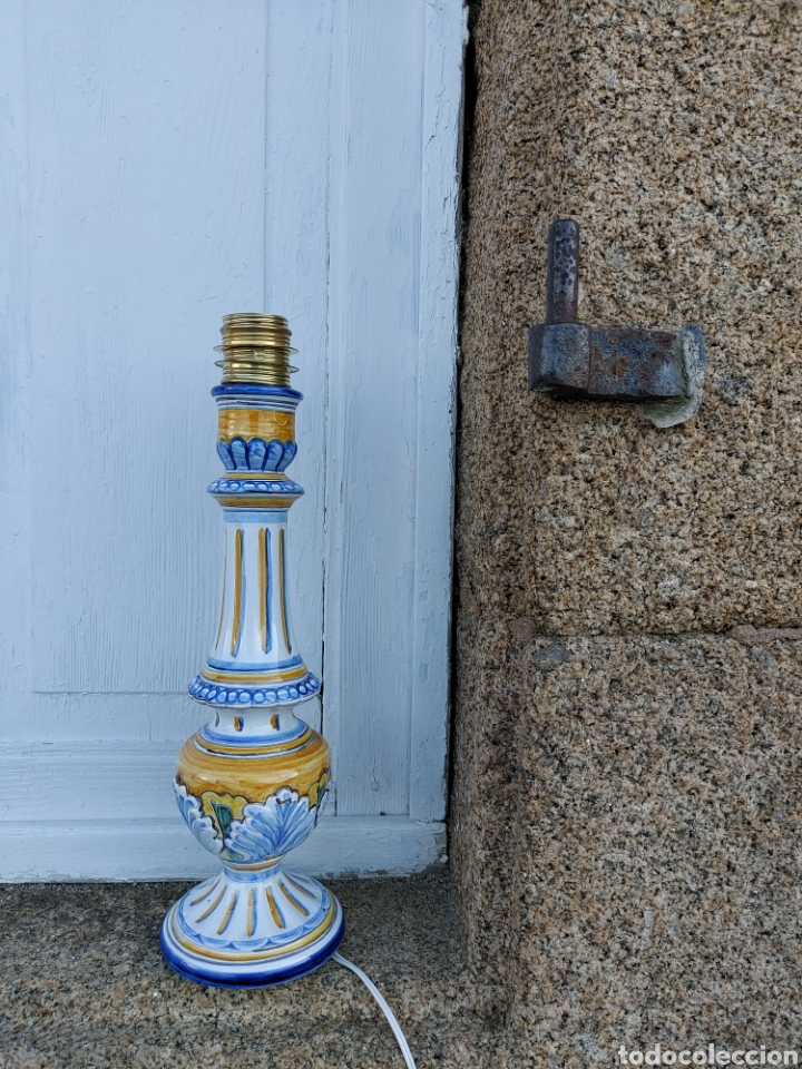 Antig&uuml;edades: L&aacute;mpara Talavera de sobremesa - Foto 2