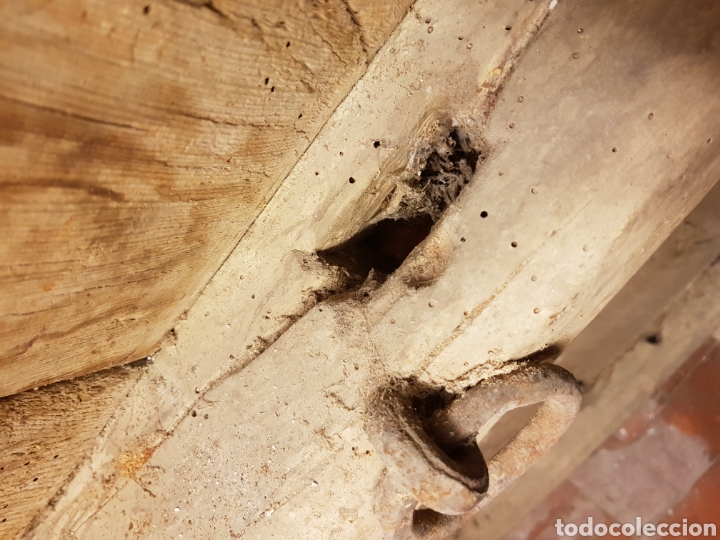 Antig&uuml;edades: Trillo muy antiguo de madera con piedras - Foto 9