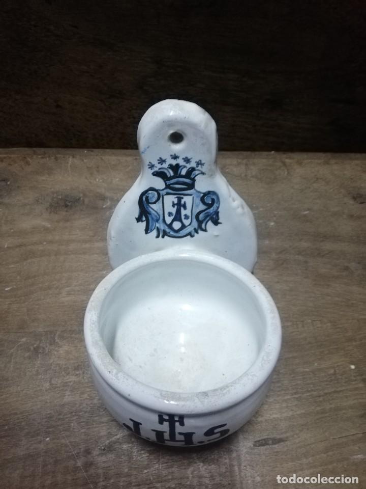 Antig&uuml;edades: BENDITERA DE CER&Aacute;MICA DE TALAVERA S. XIX - Foto 4