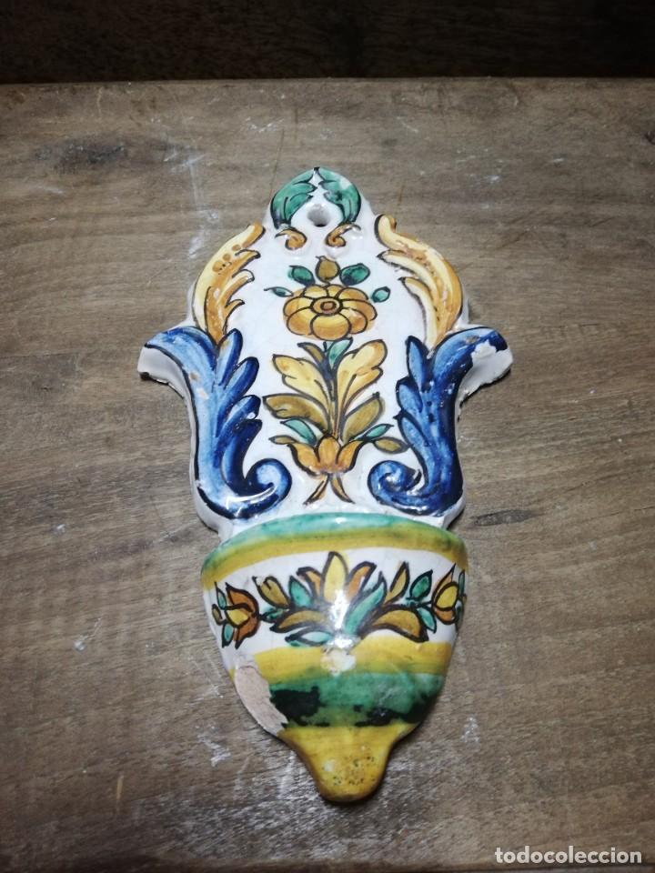 Antig&uuml;edades: BENDITERA DE CER&Aacute;MICA DE TALAVERA S. XIX - Foto 6