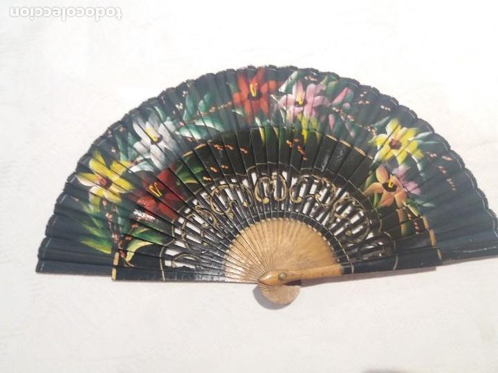 Antig&uuml;edades: Antiguo abanico madera 19 cm - Foto 1