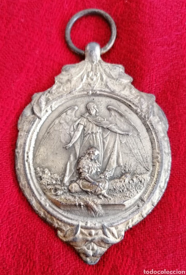 Antig&uuml;edades: Antigua Medalla De Cuna. - Foto 3