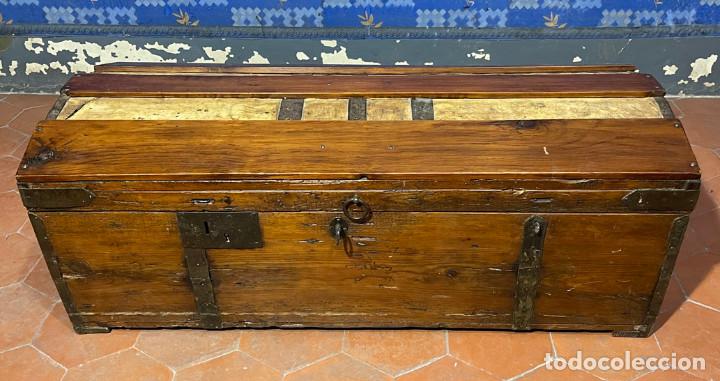 Antig&uuml;edades: Ba&uacute;l menorqu&iacute;n para viaje - Foto 1
