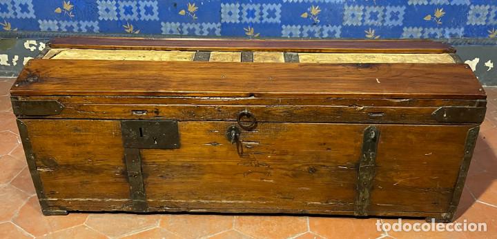 Antig&uuml;edades: Ba&uacute;l menorqu&iacute;n para viaje - Foto 2