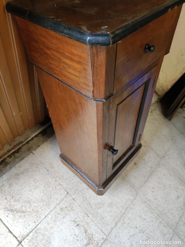 Antig&uuml;edades: Mesilla siglo XIX - Foto 4