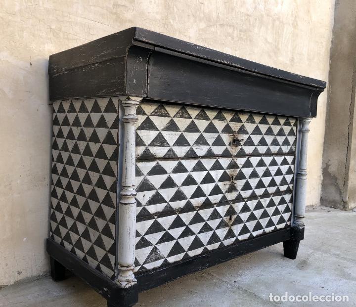 Antig&uuml;edades: Antigua Cajonera Imperio - Foto 2