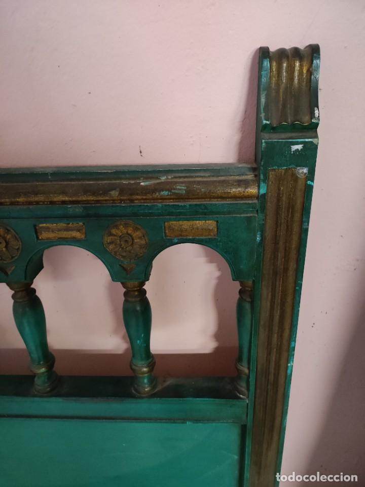 Antig&uuml;edades: Cabecero de cama de 82cm - Foto 2