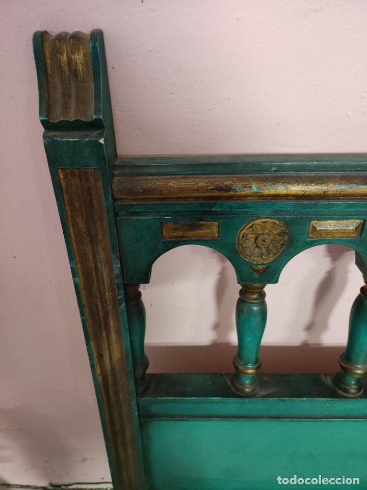 Antig&uuml;edades: Cabecero de cama de 82cm - Foto 3