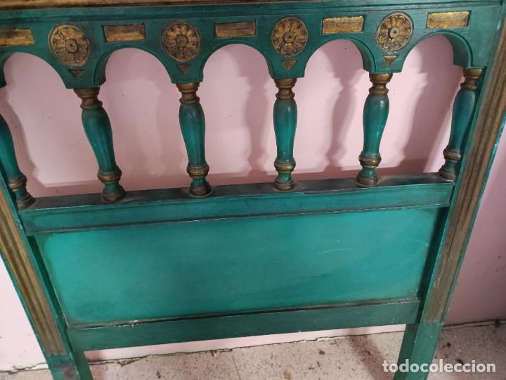 Antig&uuml;edades: Cabecero de cama de 82cm - Foto 4