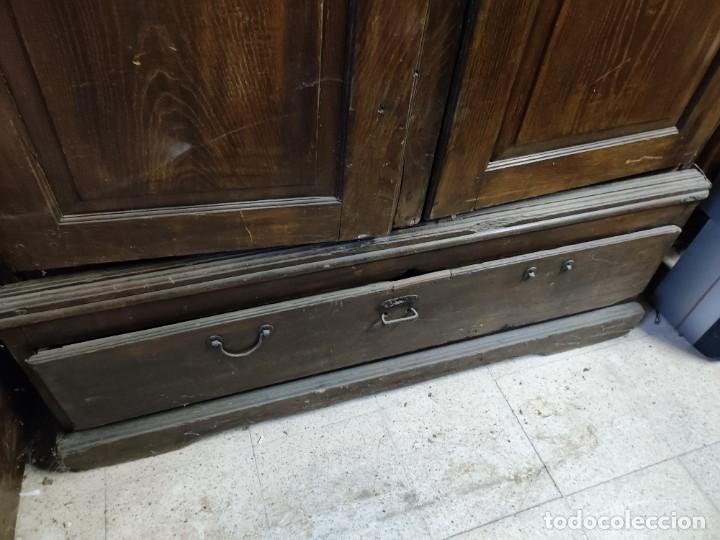 Antig&uuml;edades: Armario r&uacute;stico de casta&ntilde;o - Foto 3