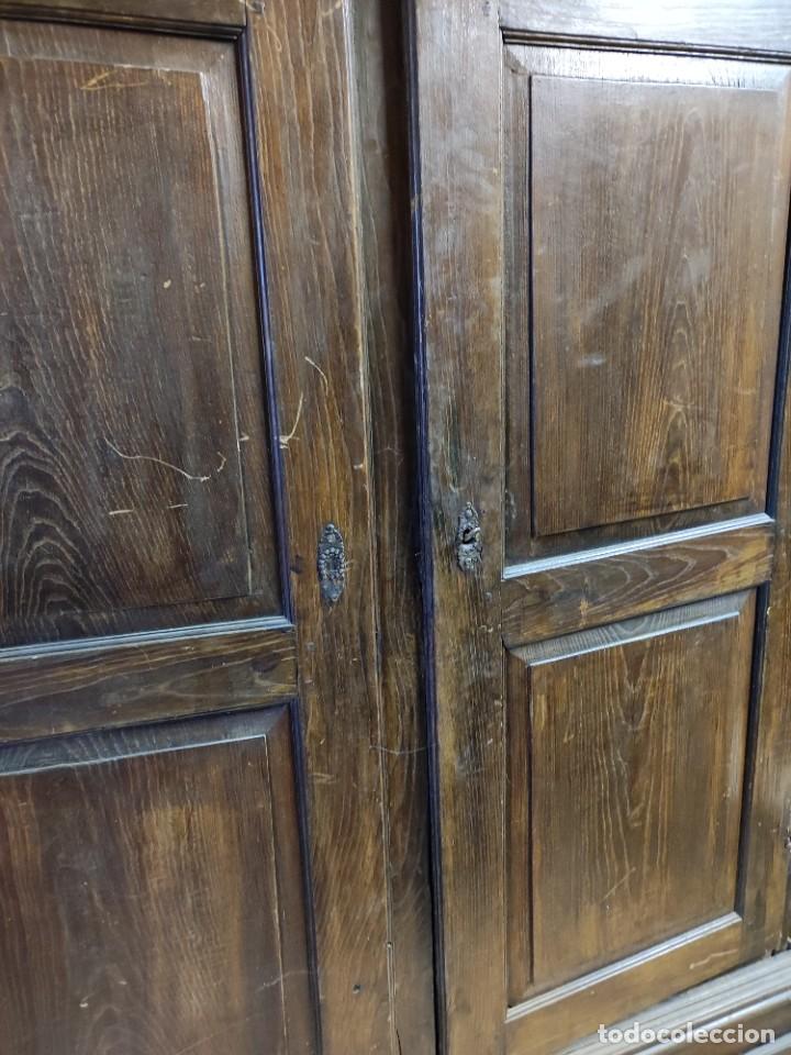 Antig&uuml;edades: Armario r&uacute;stico de casta&ntilde;o - Foto 4