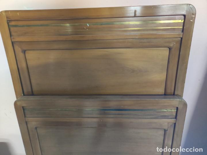 Antig&uuml;edades: Cama completa con sus largueros - Foto 4