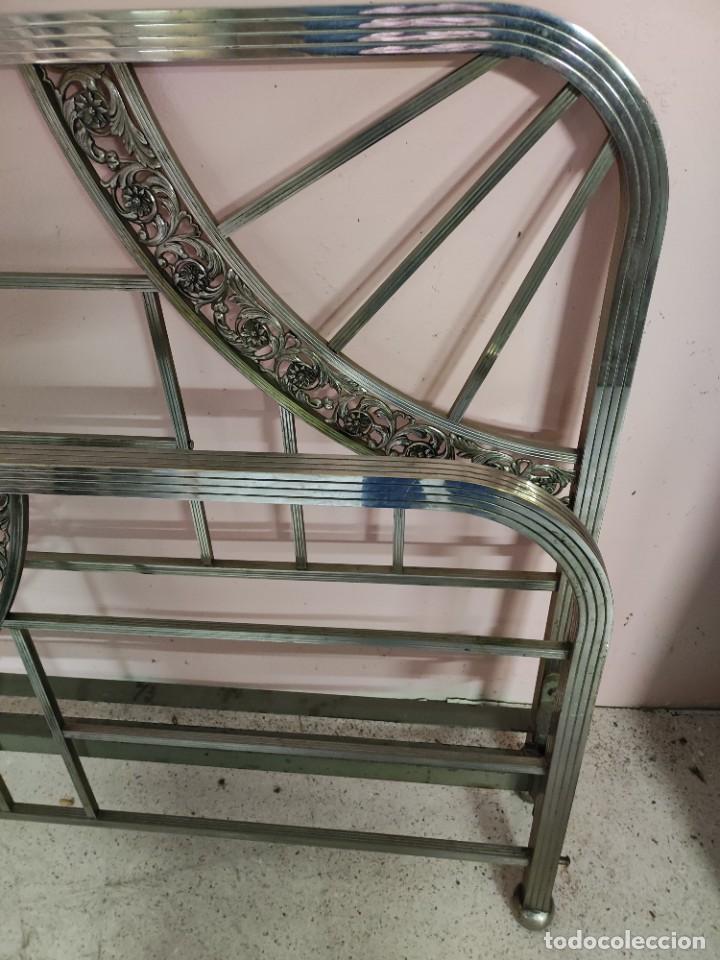 Antig&uuml;edades: Cama niquelado - Foto 2