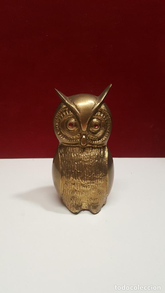 Antig&uuml;edades: FIGURA ANTIGUA BUHO DE BRONCE OJOS DE CRISTAL ROJO