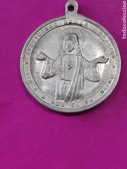 Antig&uuml;edades: Medalla Virgen del Rosario - Foto 1