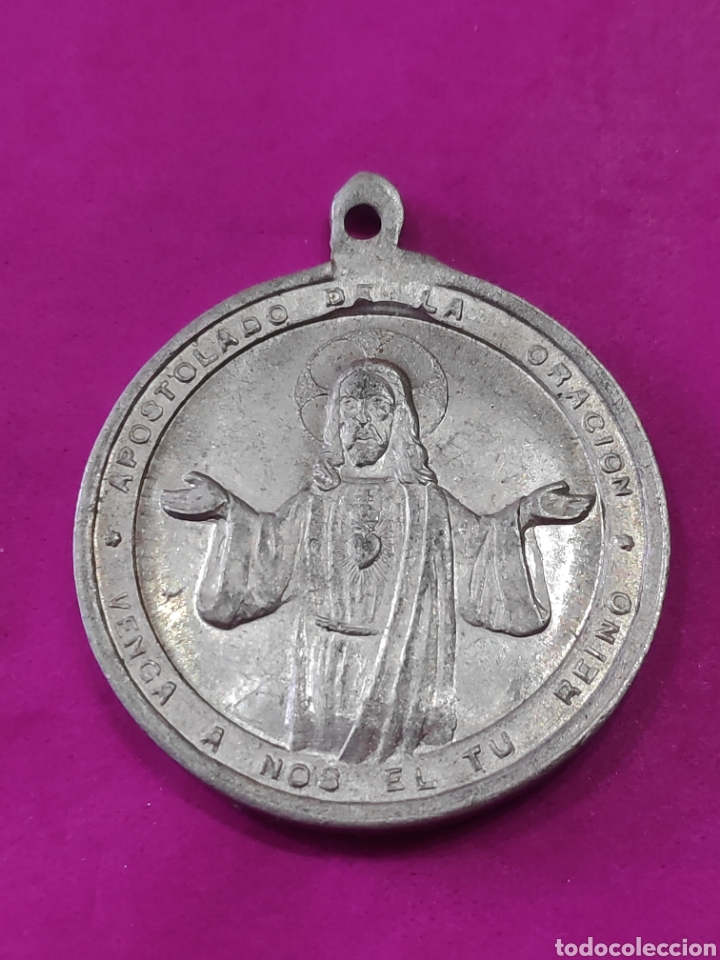 Antig&uuml;edades: Medalla Virgen del Rosario - Foto 2