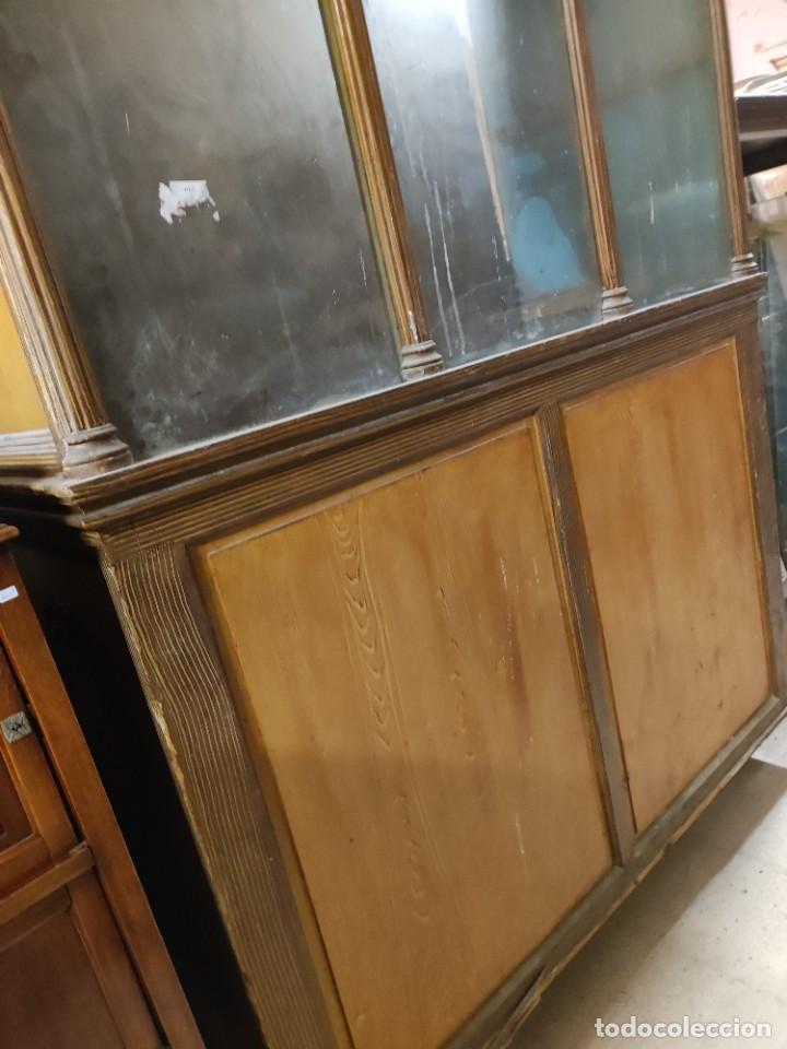 Antig&uuml;edades: Mueble hornacina neo gotico. - Foto 2