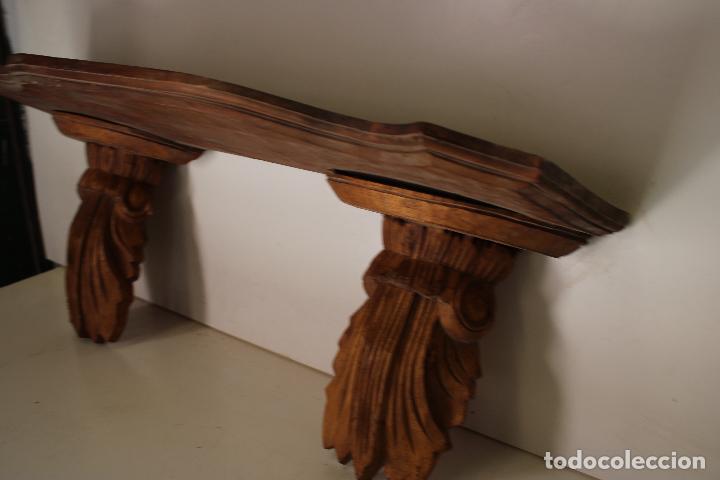 Antig&uuml;edades: repisa madera tallada - Foto 3