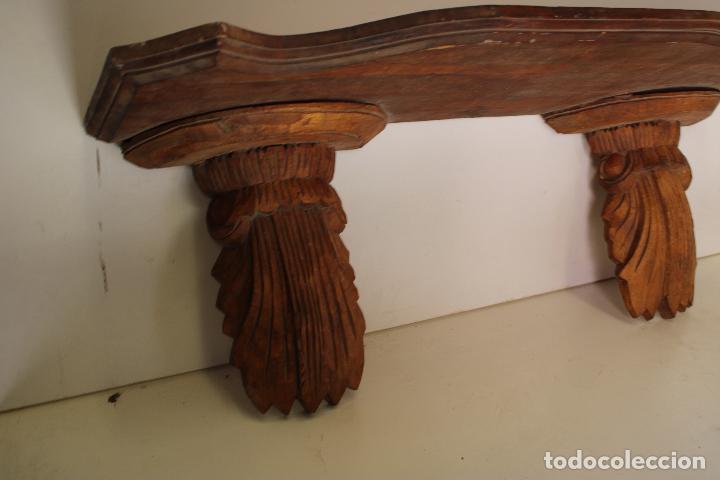 Antig&uuml;edades: repisa madera tallada - Foto 6
