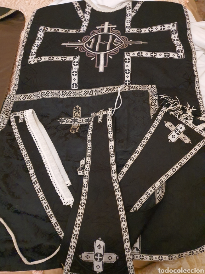 Antig&uuml;edades: casulla seda natural negra. complementos nueva - Foto 1