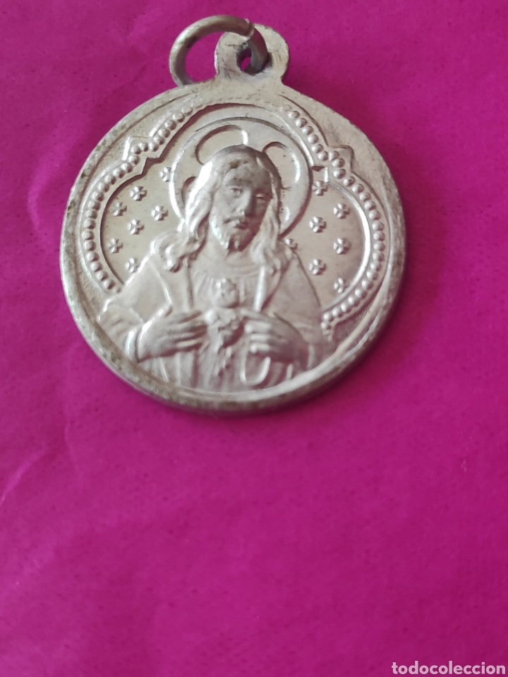 Antig&uuml;edades: Medalla Sagrado Coraz&oacute;n - Foto 1