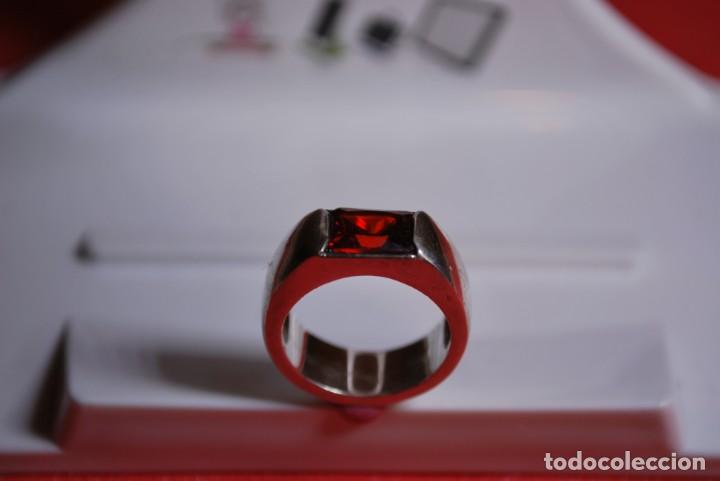 Antig&uuml;edades: Anillo de plata de LEY- 925. - Foto 1