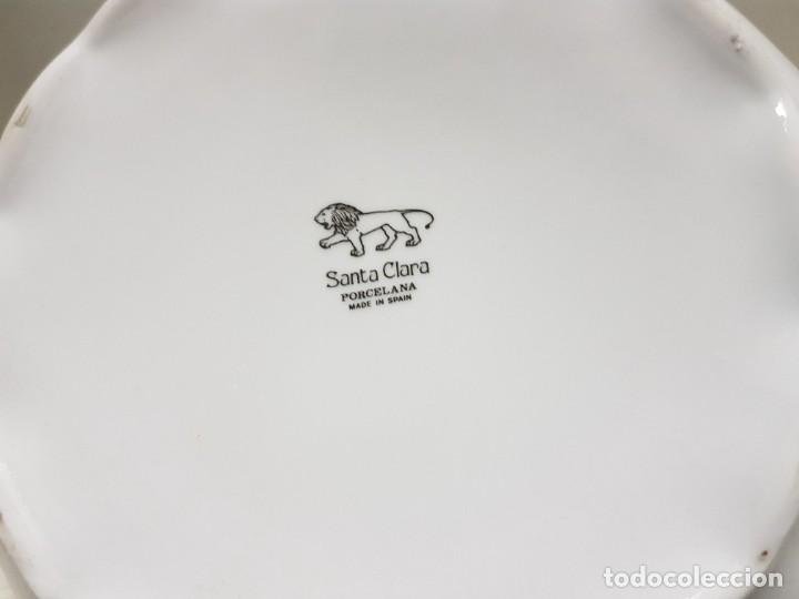Antig&uuml;edades: Sopera de porcelana SANTA CLARA. - Foto 3