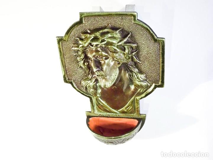 Antig&uuml;edades: Benditera Cristo Ecce Homo - metal - Foto 2
