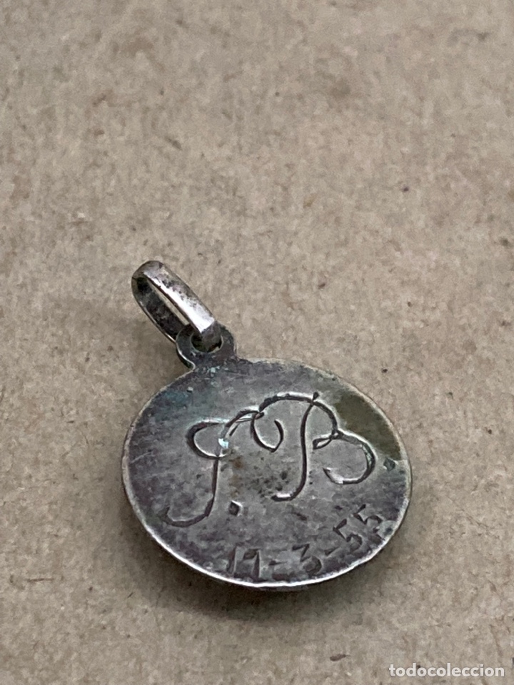 Antig&uuml;edades: Colgante de plata religioso - Foto 2