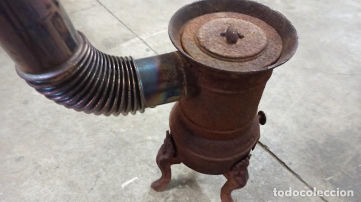 Antig&uuml;edades: Estufa de carb&oacute;n o le&ntilde;a completa - Foto 2