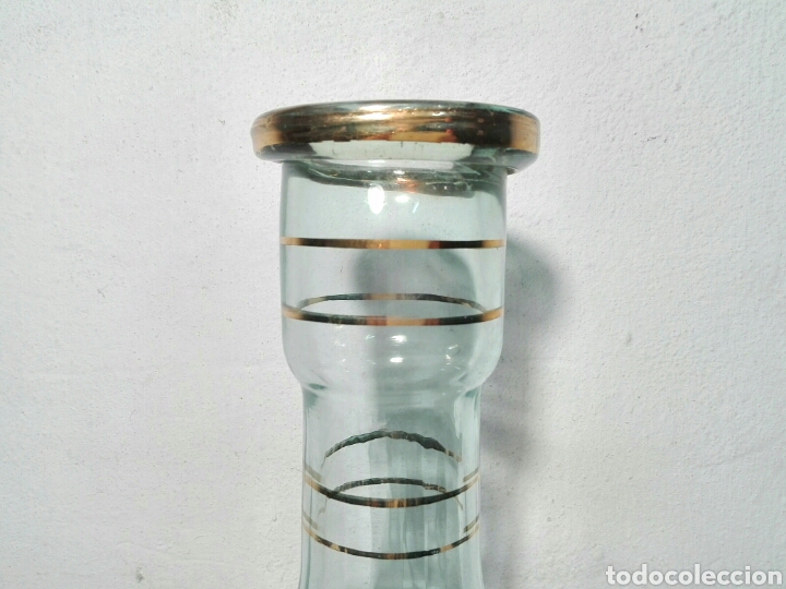 Antig&uuml;edades: BOTELLA DE CRISTAL DECORADA - Foto 2