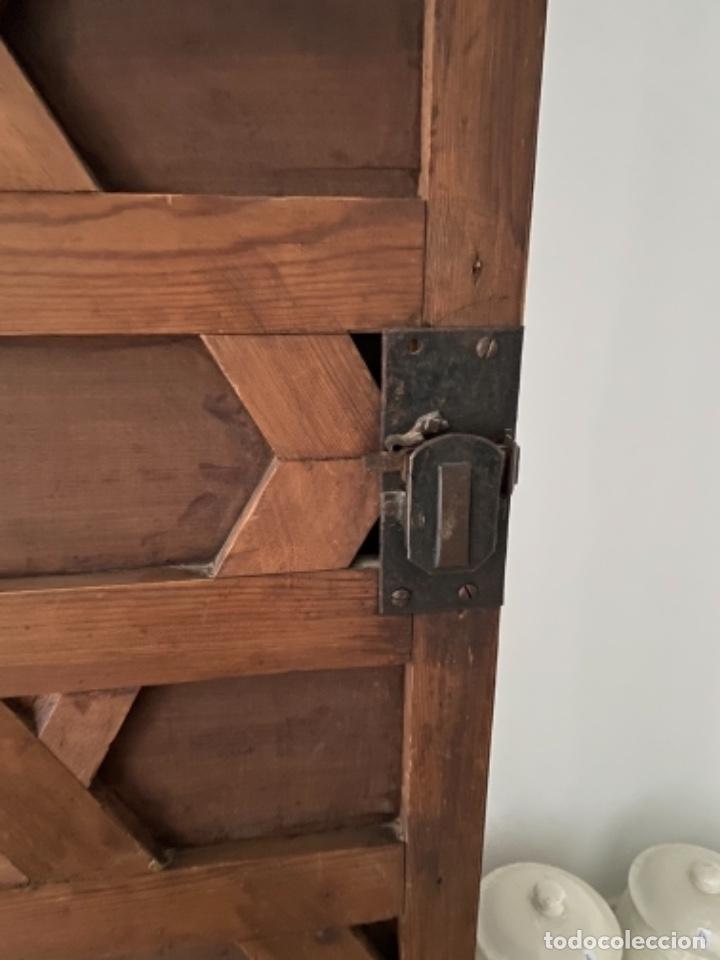 Antig&uuml;edades: Enorme armario de sacristia - Foto 4