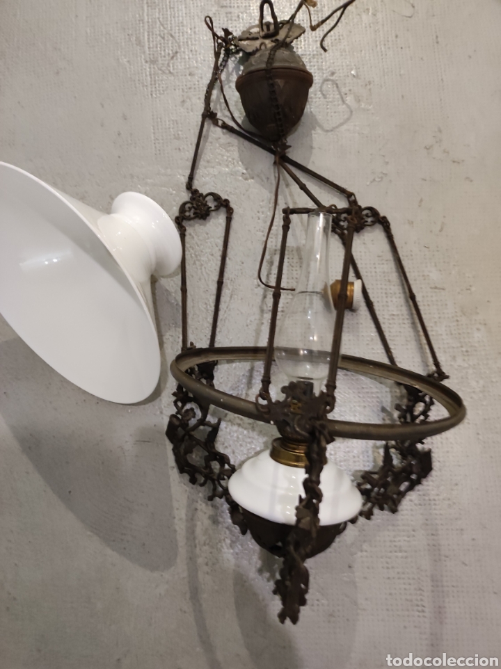 Antig&uuml;edades: L&aacute;mpara quinqu&eacute; de techo. Siglo XIX - Foto 1