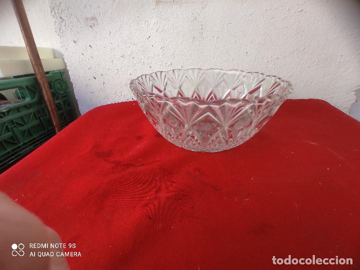 Antig&uuml;edades: cuenco de cristal tallado - Foto 1