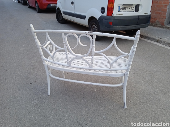 Antig&uuml;edades: Sof&aacute; tonet antiguo pintado blanco - Foto 3
