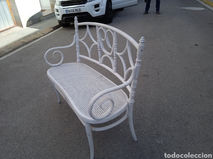 Antig&uuml;edades: Sof&aacute; tonet antiguo pintado blanco - Foto 4