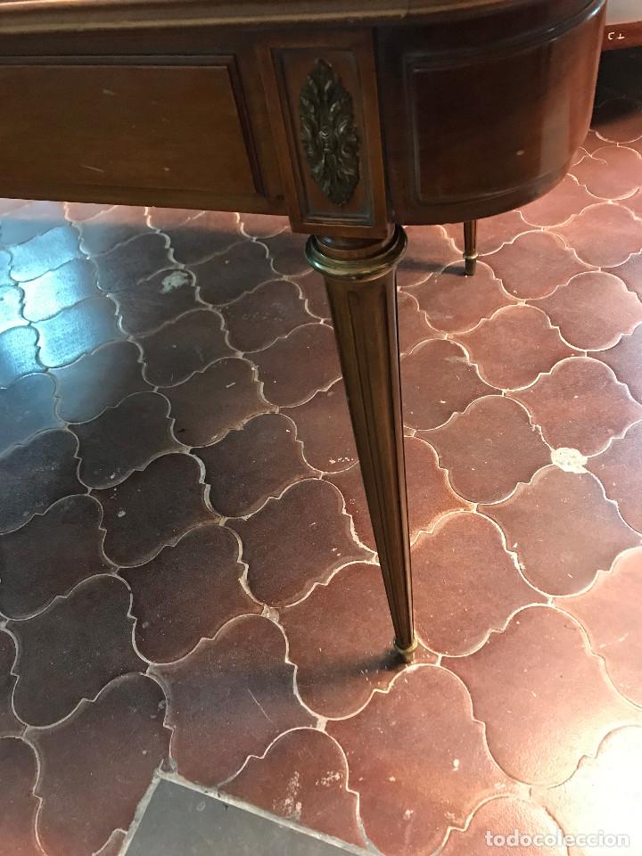 Antig&uuml;edades: Mesa de comedor ampliable antigua - Foto 3