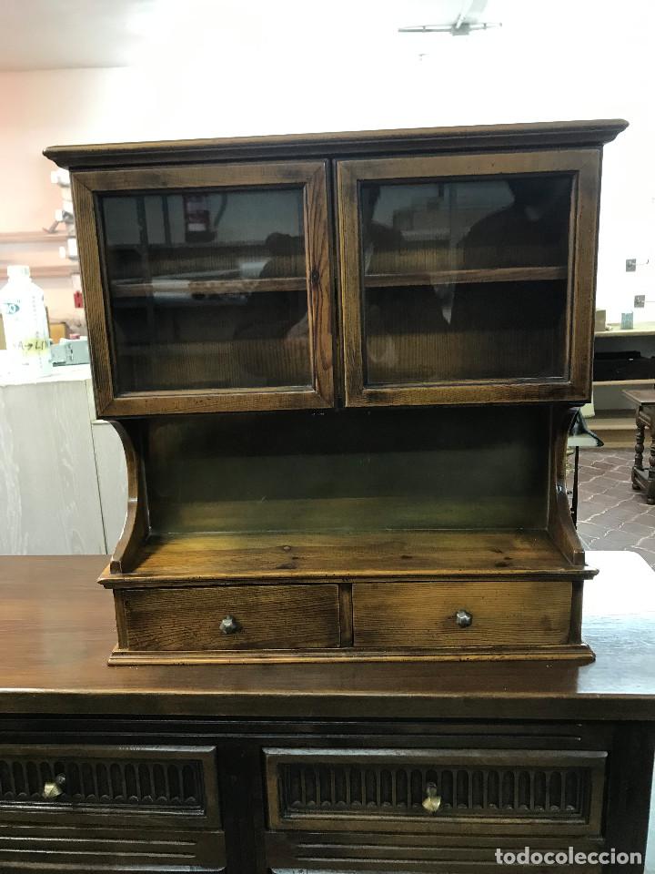 Antiques: Mini aparador antiguo