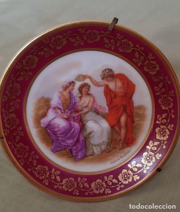 Antig&uuml;edades: Platito de porcelana - Foto 1