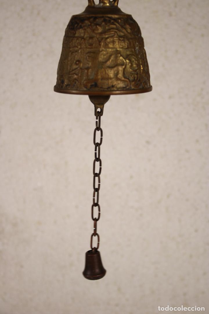 Antig&uuml;edades: campana de bronce - Foto 5