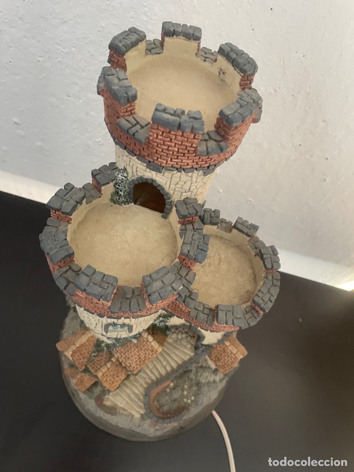 Antig&uuml;edades: CASTILLO DECORATIVO CON LUZ - Foto 3