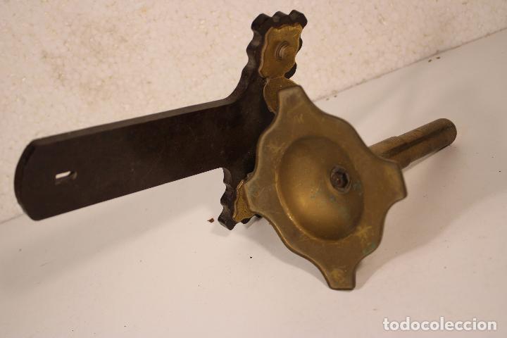 Antig&uuml;edades: antiguo candelabro aplique - Foto 2