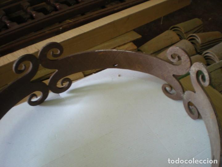 Antig&uuml;edades: BASE CIRCULAR EN FORJA PARA HACER LAMPARA D38cm - Foto 6