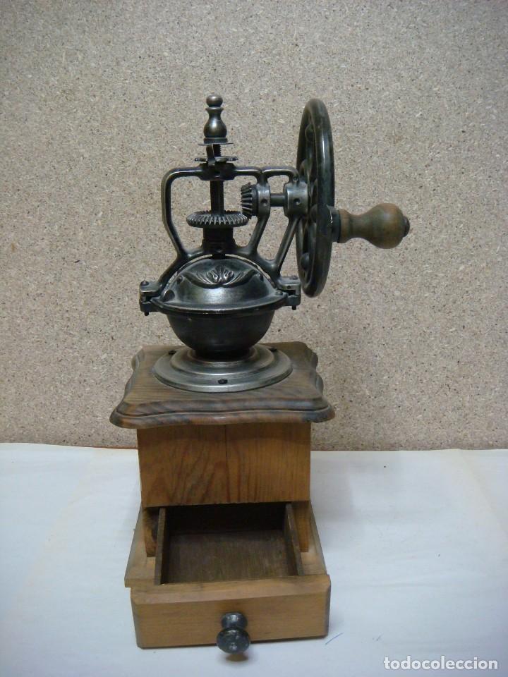 Antig&uuml;edades: MOLINILLO DE CAFE PARA DECORACION-(&) - Foto 1