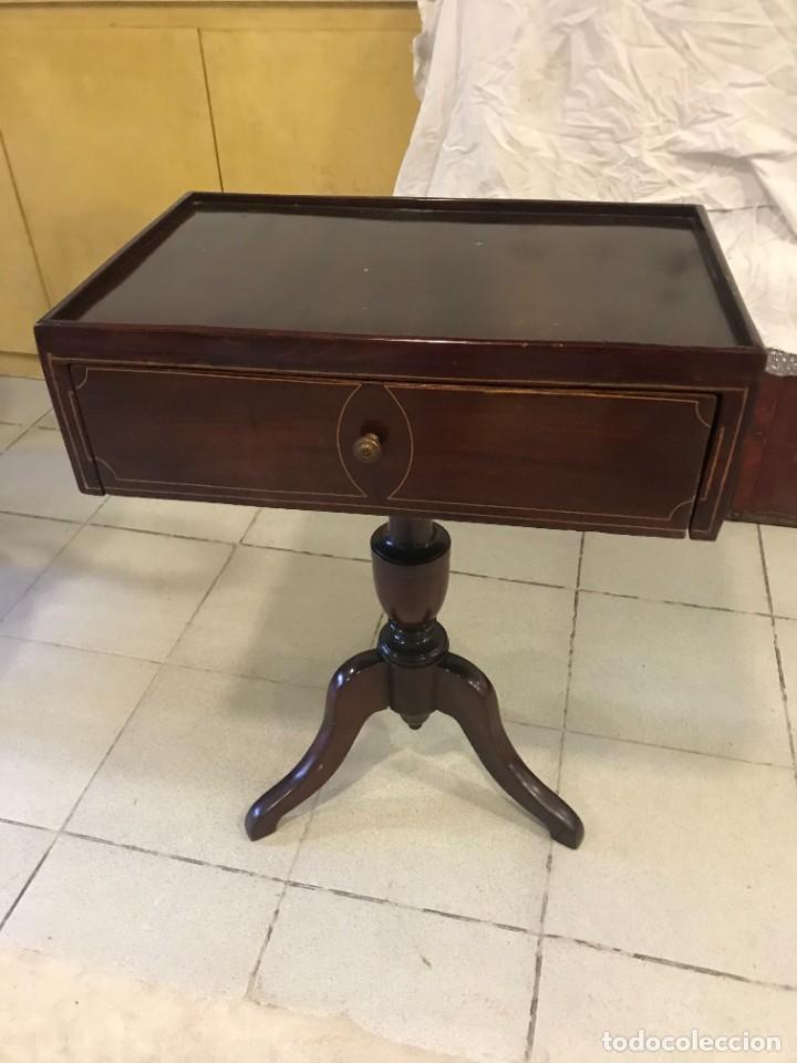 Antig&uuml;edades: COSTURERO DE CAOBA (RESTAURADO) - Foto 1
